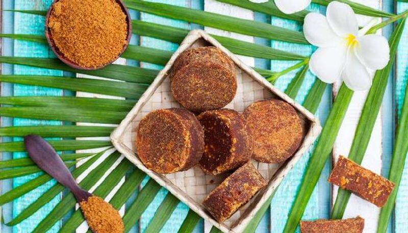 jaggery face packs for the skin