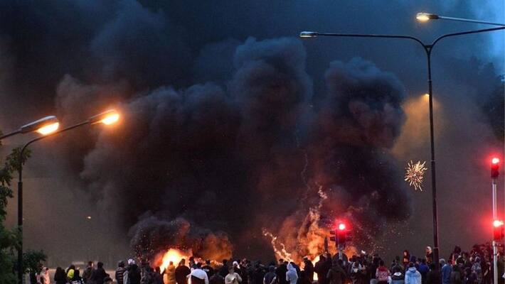 Right Wing Leader Banned From Entering Quran Burning Rally Riots Occurred In Malmo Right Wing Leader Banned From Entering Quran Burning Rally Riots Occurred In Malmo