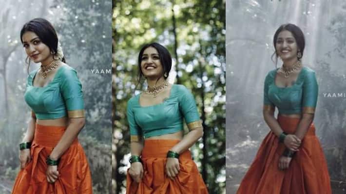 Saniya iyappan in traditional look photos viral Saniya iyappan in traditional look photos viral