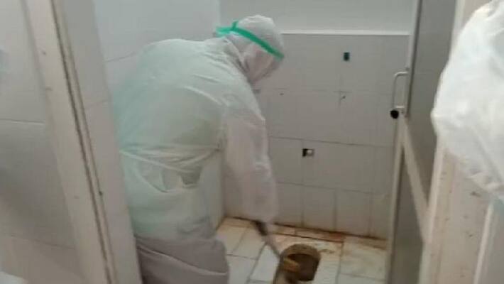 puducherry health minister malladi krishna rao cleaning toilets puducherry health minister malladi krishna rao cleaning toilets