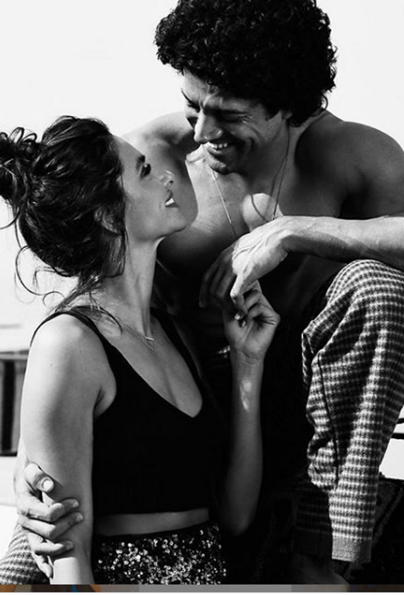 shibani dandekar lesser known facts about farhan akhtar girlfriend