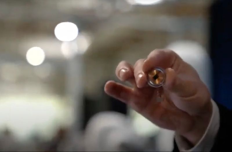 Elon Musk trots out pigs in demo of Neuralink brain implants