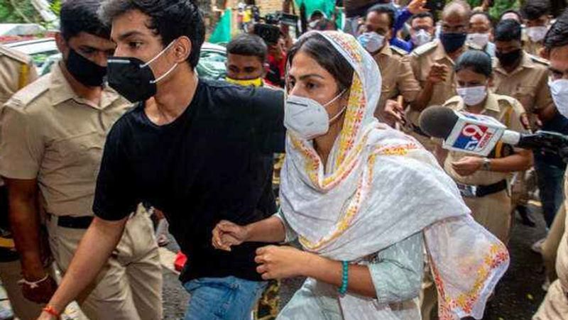 Rhea chakraborty about to take legal action against sushant singh rajput family BJC