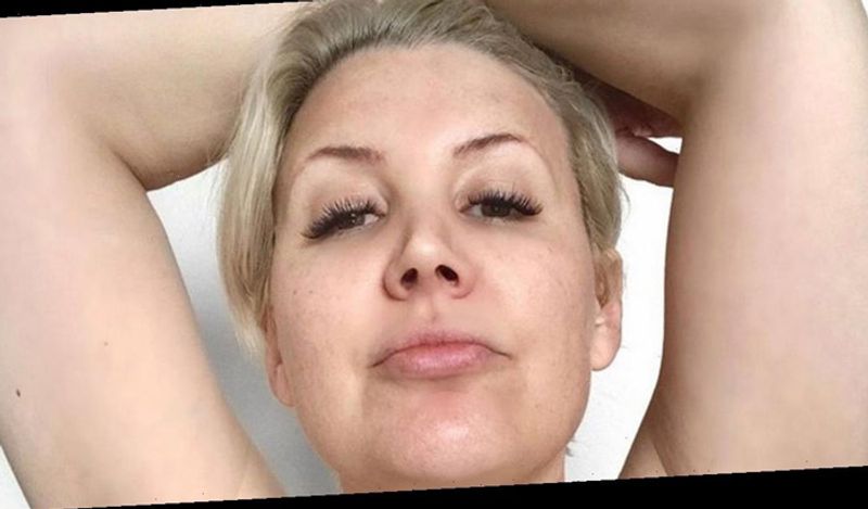powerful women shared snapes of armpit full with hairs kph