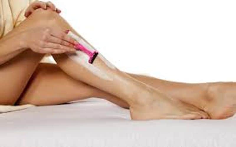 Never shave in the opposite direction: One of the biggest mistakes one makes is to shave in the opposite direction. One must avoid this, as close shave can cause hair to curl inside the skin.