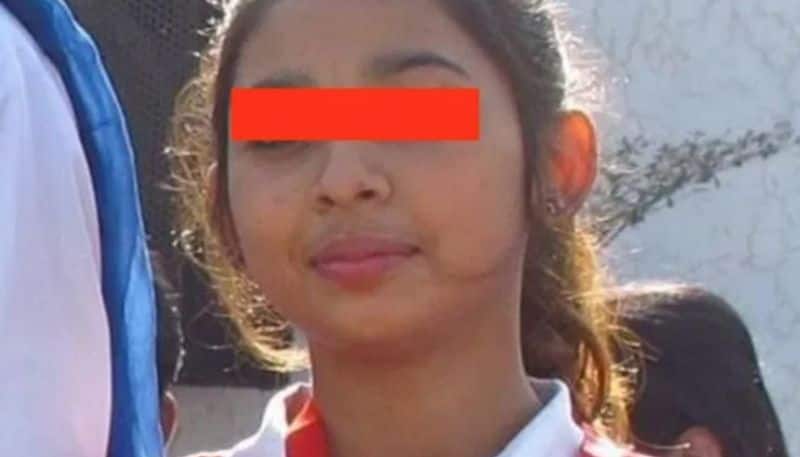 14-yr-old Pakistan Christian minor, flees with family after Lahore HC asks her to return to her abductor