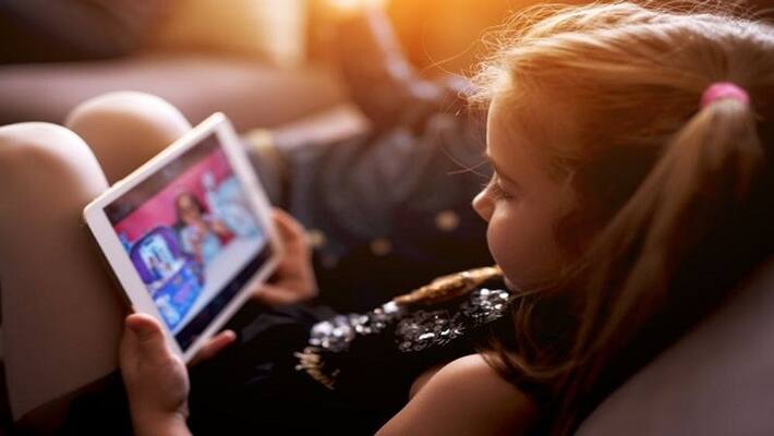 Smartphones can be very harmful for young children, adopting these 5 tips will work MJA Smartphones can be very harmful for young children, adopting these 5 tips will work MJA