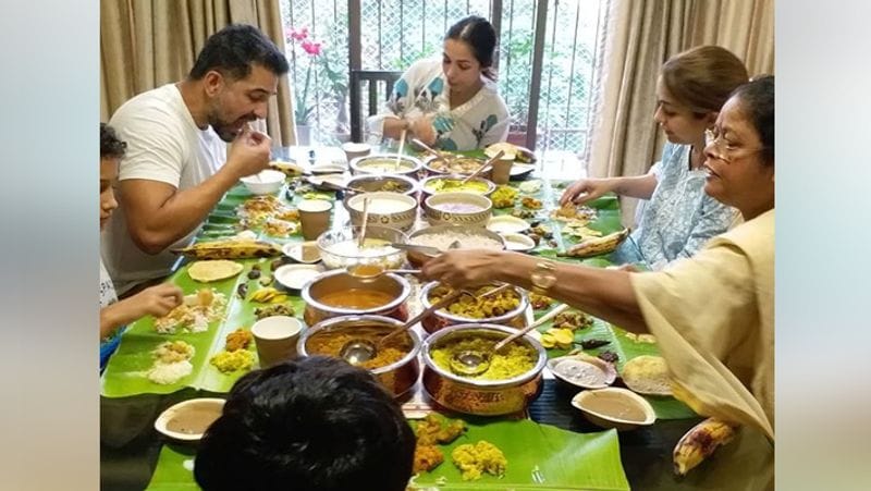Malaika Arora celebrates onam festival 2020 with family at mummy house BRD