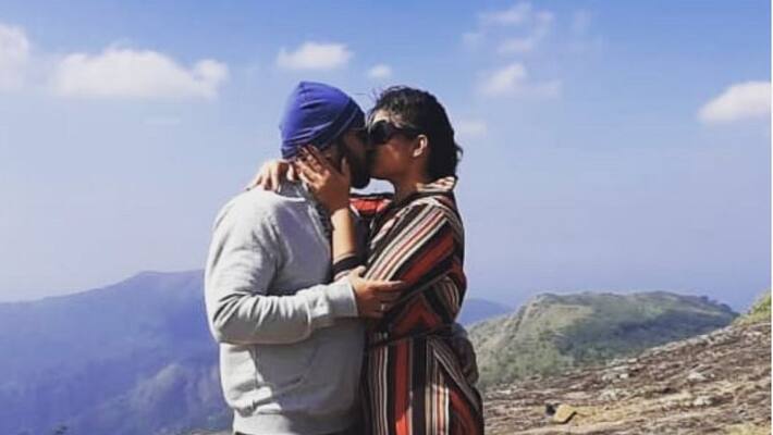 actress mukta shared wedding anniversary photo actress mukta shared wedding anniversary photo