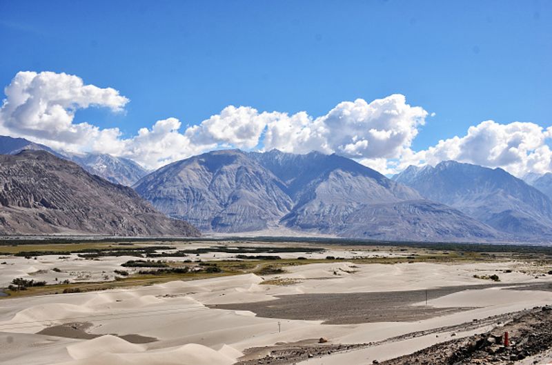pangong lake area dominating by indian army Chinese control 4 finger bsm
