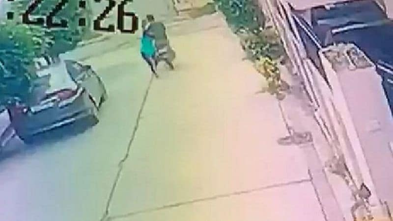 Jalandhar shocking crime, a 15-year-old brave girl defeated two mobile thieves kpa