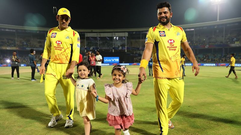 ms dhoni and suresh raina photos which fans can not see again in future photos