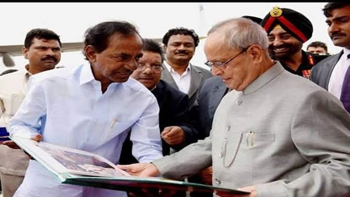 KCR cpndoles the death of Pranabh Mukherjee KCR cpndoles the death of Pranabh Mukherjee