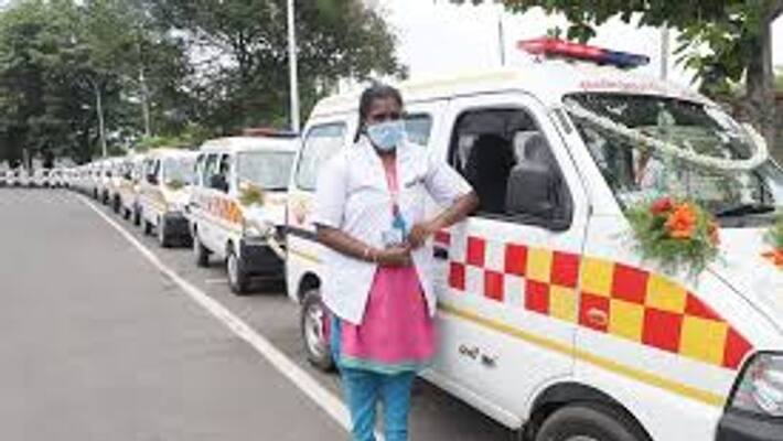 Congratulations to 108 Ambulance Driver Veeralakshmi! The first female driver ...! Congratulations to 108 Ambulance Driver Veeralakshmi! The first female driver ...!