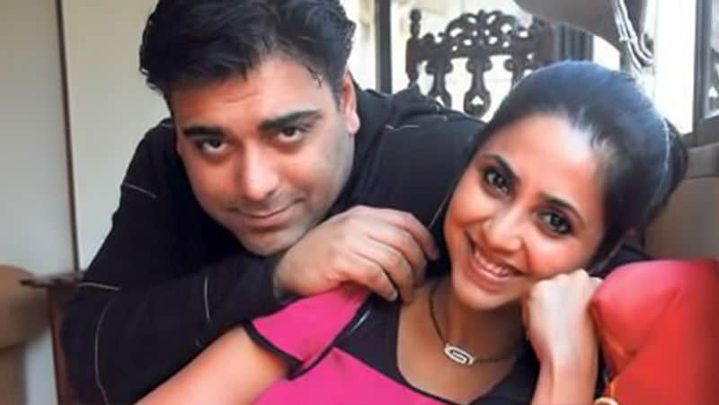 14 फरवरी, 2003 को राम कपूर ने अपनी गर्लफ्रेंड और को-स्टार गौतमी गाडगिल से शादी की थी। गौतमी की ये दूसरी शादी थी। राम और गौतमी के दो बच्चे हैं। बेटी का नाम सिया और बेटे का नाम अक्स है।