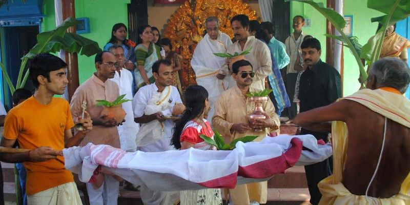 Pranab Mukherjee used to visit his ancestral home during Durga pujo every year BTG