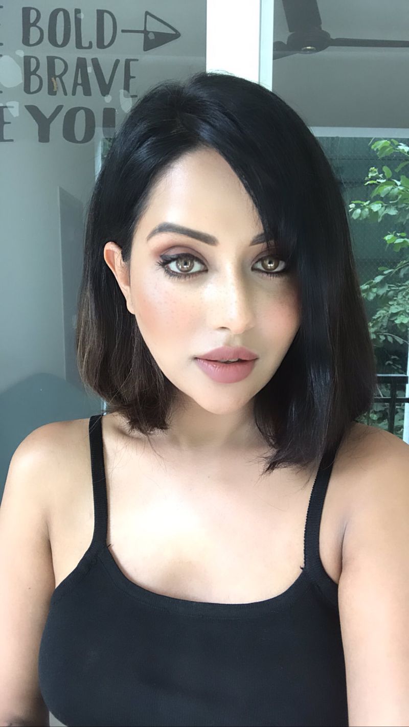 big boss fame Raiza wilson New Hair style photo shoot going viral