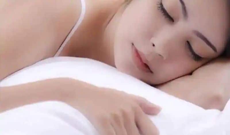 Nude sleeping will give u better health