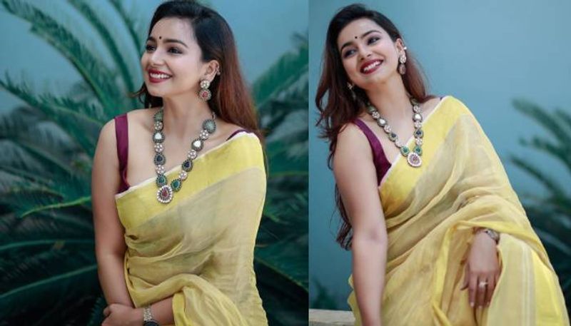 Famous Malayalam Actress Mrudula Murali Got Sudden marriage