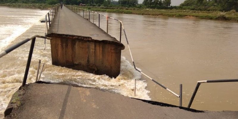 Bridge collapse on Shilabati river due to rain in West Midnapore BTG