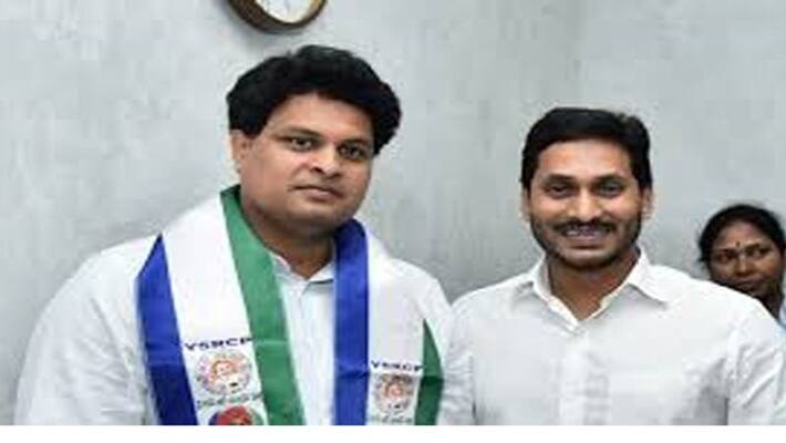 Ysrcp leader karanam venkatesh interesting comments lns Ysrcp leader karanam venkatesh interesting comments lns