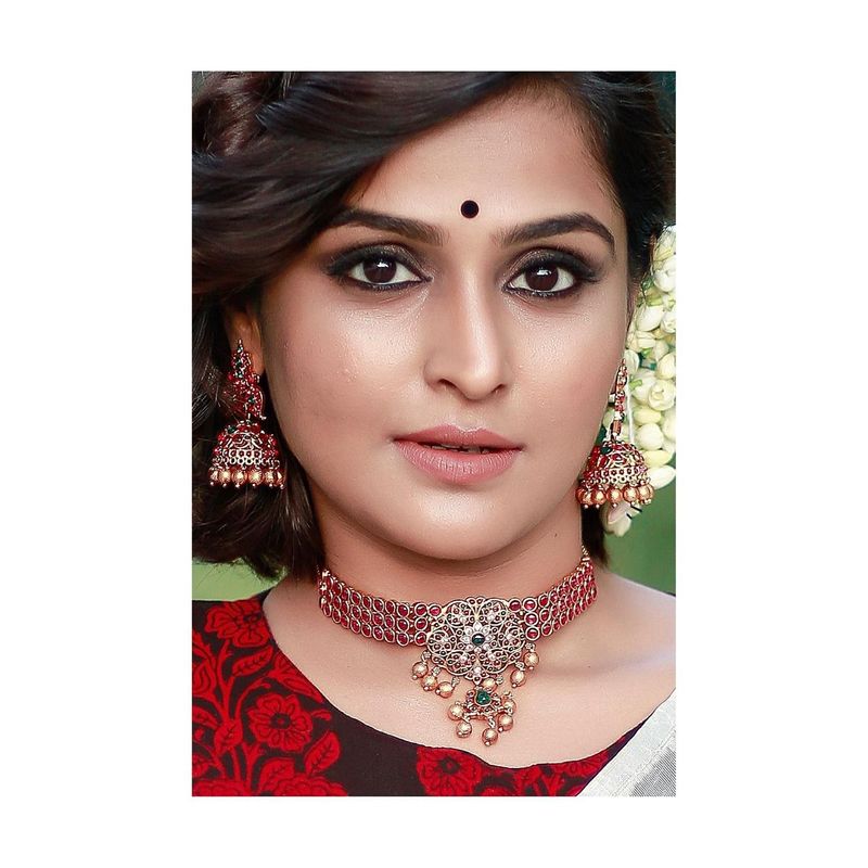 actress ramya nambeesan latest kerala saree photo shoot