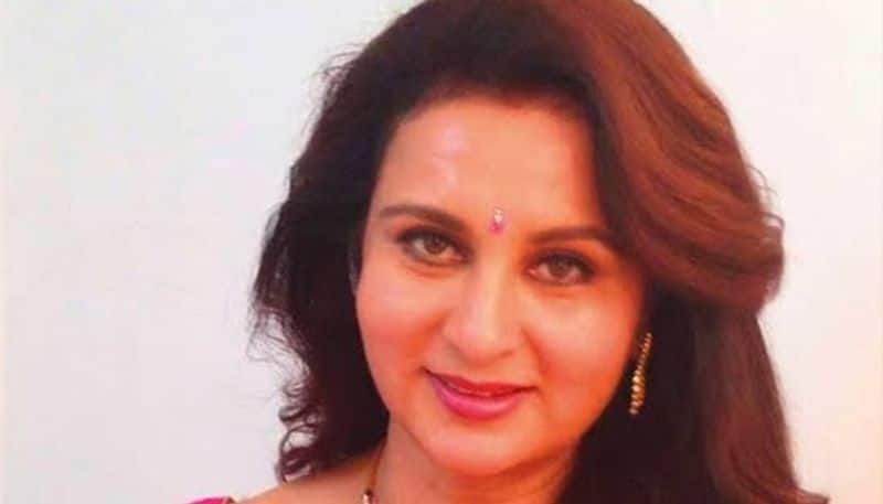 Did Poonam Dhillon have an extra-marital affair? But why-SYT