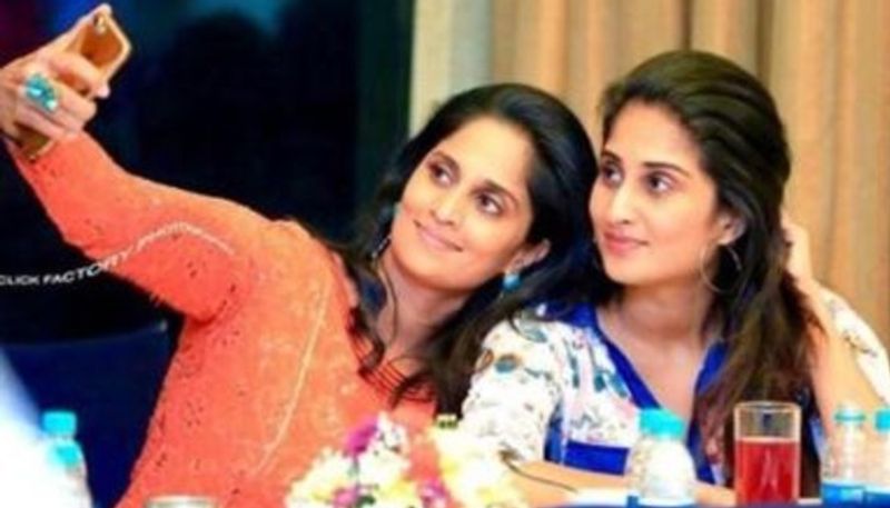 shalini ajith childhood rare photo gallery