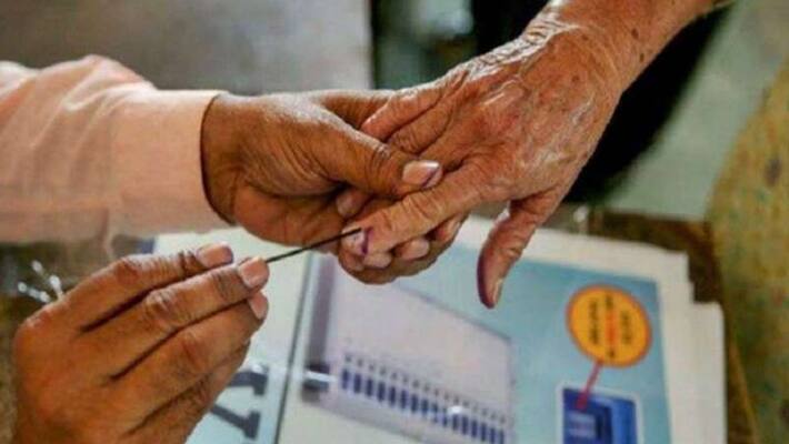Commission decided to conduct all the 65 by-elections and bihar Assembly elections at same time KPP Commission decided to conduct all the 65 by-elections and bihar Assembly elections at same time KPP
