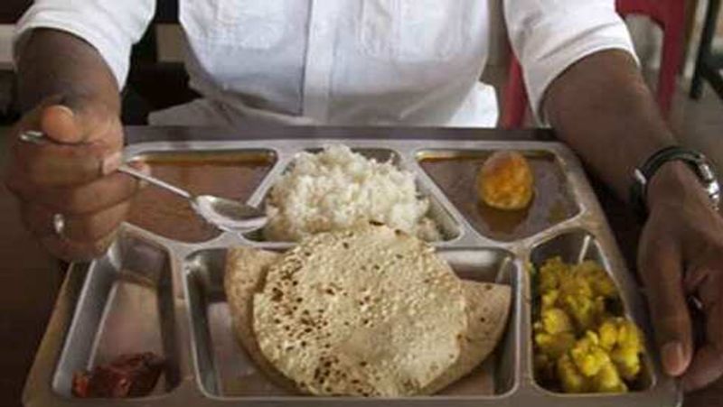 3 vs. 6 meals a day: What is better for weight loss?