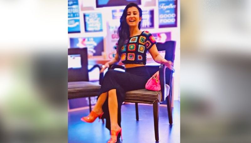 Crop queen Monami Ghosh slays like never before, check out her crop top avatar ADB