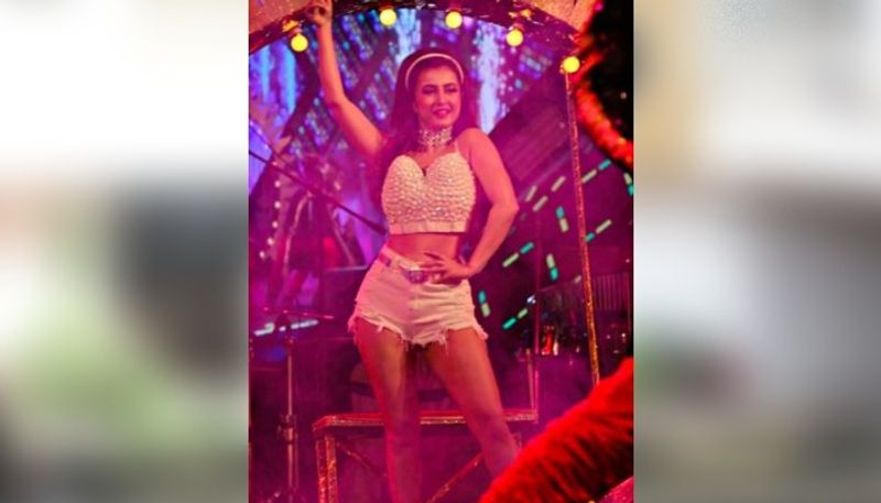 Crop queen Monami Ghosh slays like never before, check out her crop top avatar ADB