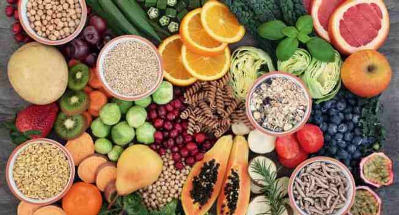 Increase fibre intake: Fibre helps to absorb water making you satiated; it produces energy and improves digestion. Beans are highly recommended for weight loss – it contains protein and includes fibre. To lose weight includes fibre rich foods.
