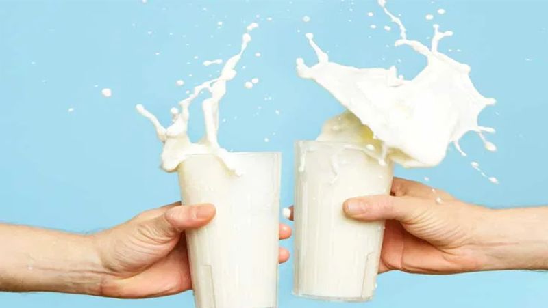 Mixed Honey with milk to increase sexual energy and Get rid of 5 more problems BDD