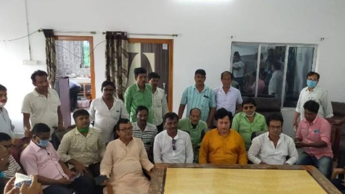 TMC leader reconfirms his loyalty to the party in Birbhum BTG TMC leader reconfirms his loyalty to the party in Birbhum BTG