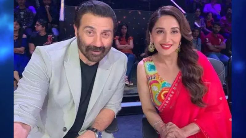 भले ही सनी और माधुरी की जोड़ी ने केवल एक फिल्म में साथ काम किया हो लेकिन आज भी इन दोनों के बीच रिश्ता काफी दोस्ताना हैं। सनी अब लगभग एक्टिंग से संन्यास ले चुके हैं। हालांकि, माधुरी इक्का-दुक्का फिल्मों में नजर आ जाती हैं।
