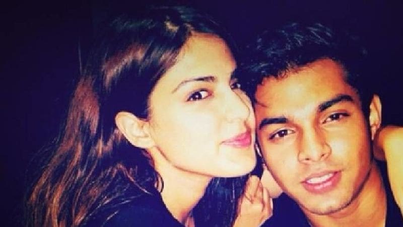 rhea chakraborty opens up om drugs issue on NCB interrogation BJC