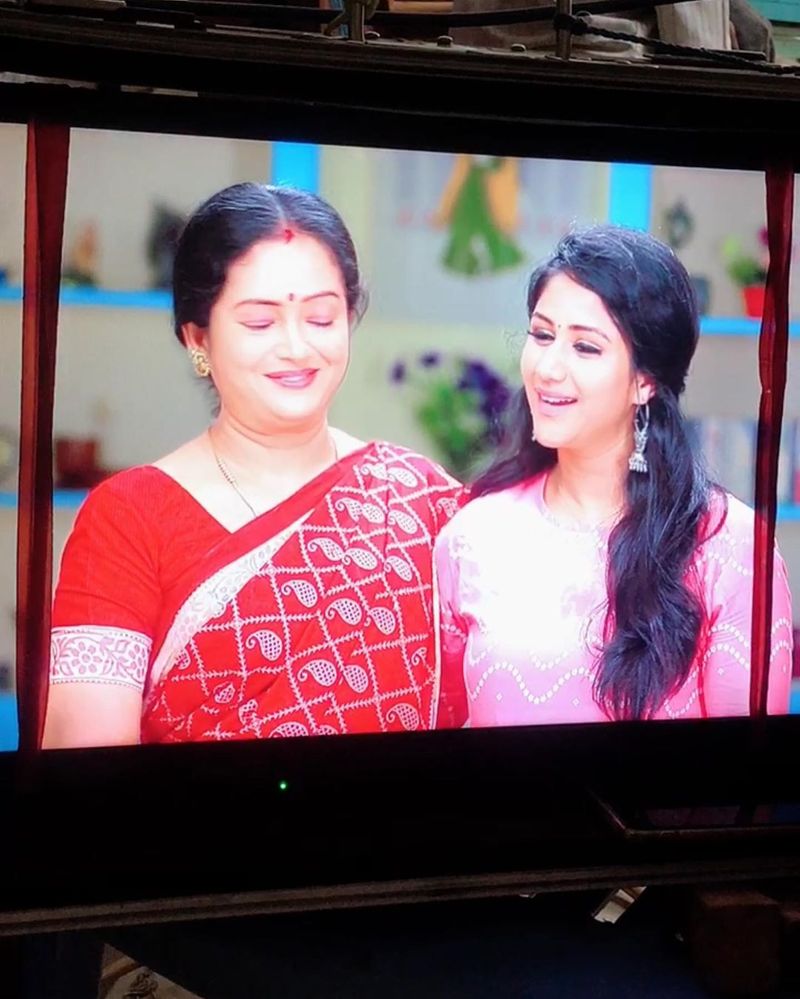 alya manasa serial shooting photos goes viral
