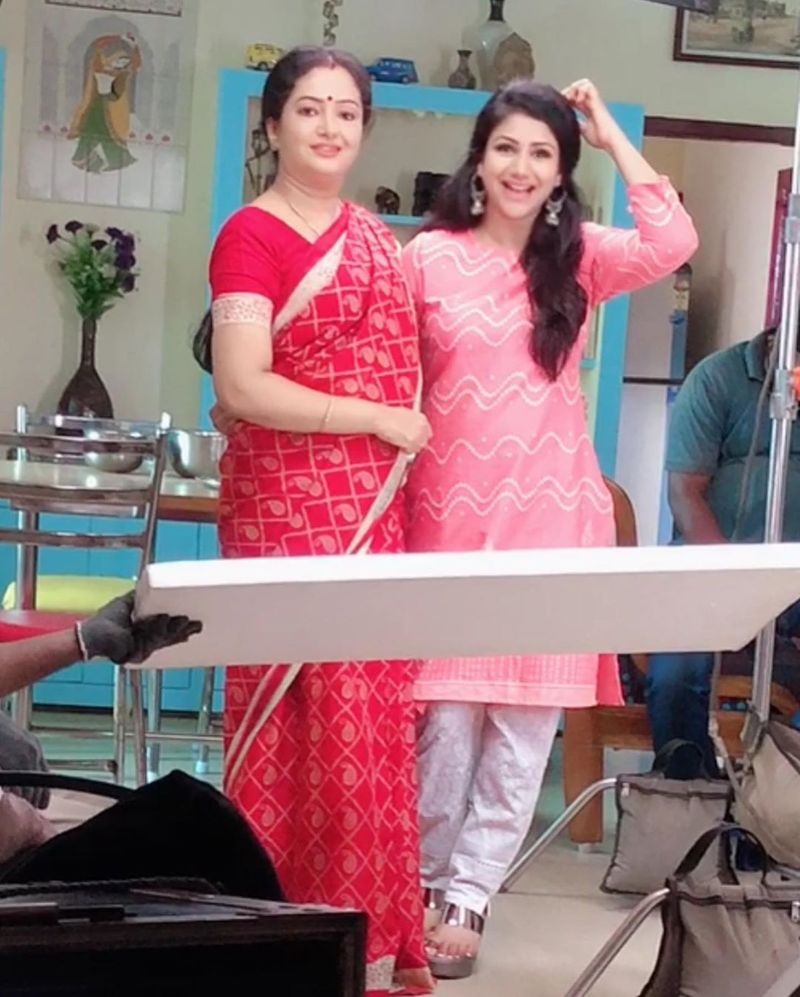 alya manasa serial shooting photos goes viral