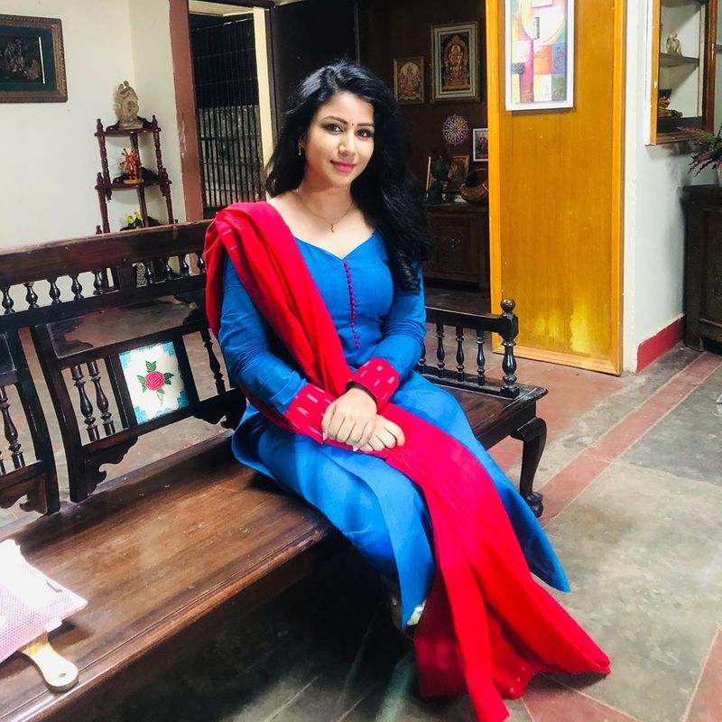 alya manasa serial shooting photos goes viral