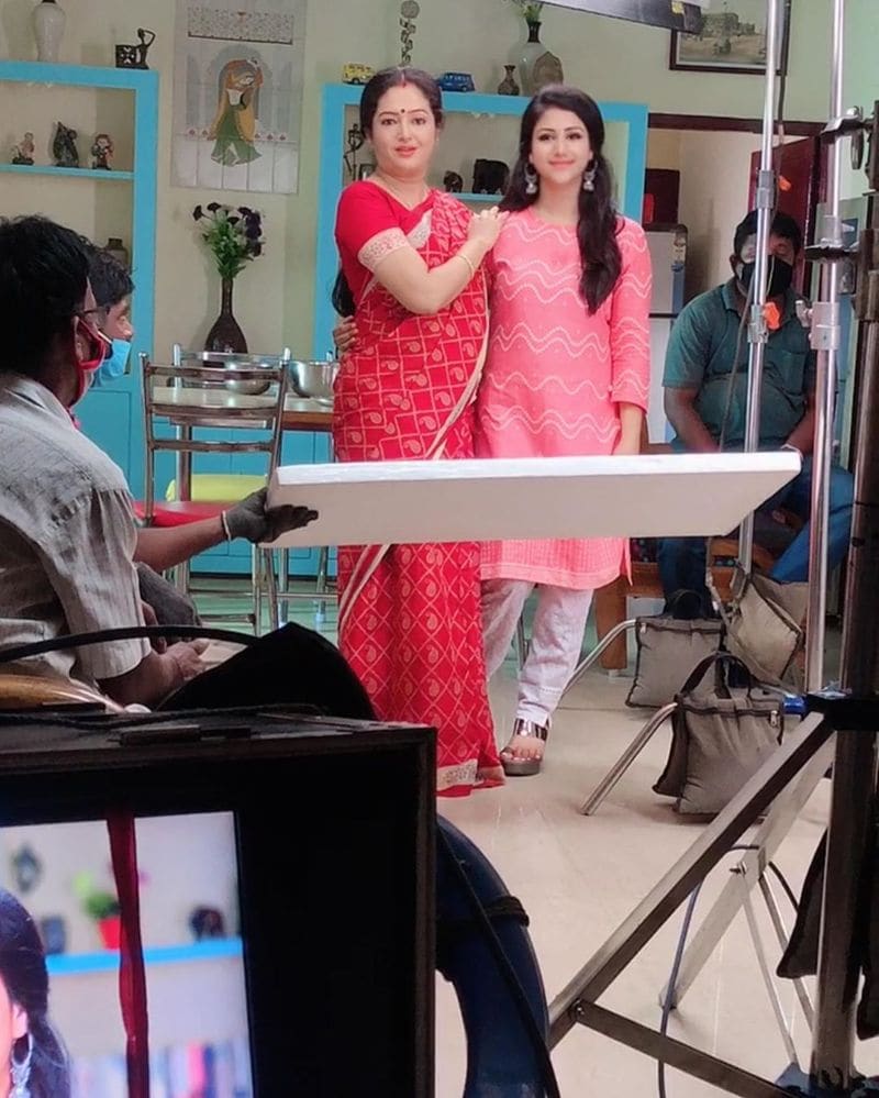 alya manasa serial shooting photos goes viral