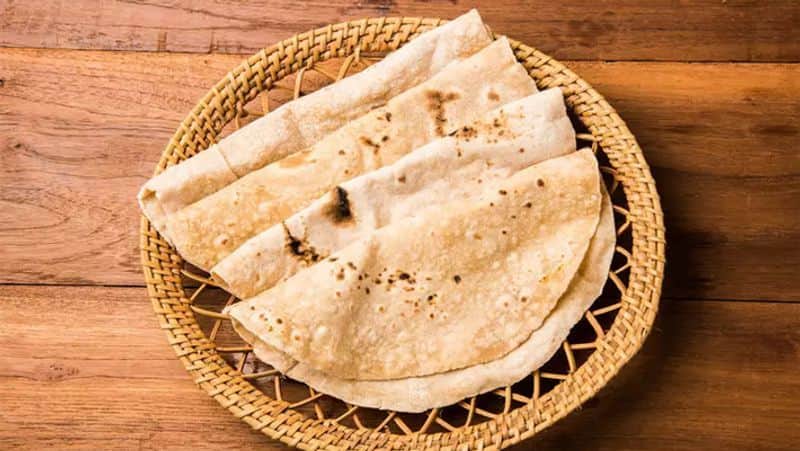 rice or roti  what is the best option to eat at night