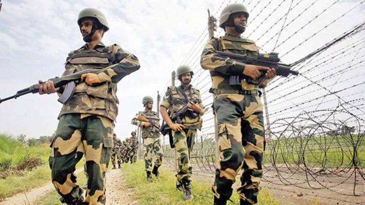 Bangladeshi smuggler killed by BSF troops along India-Bangladesh international border in West Bengal KPP Bangladeshi smuggler killed by BSF troops along India-Bangladesh international border in West Bengal KPP