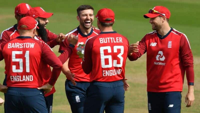 england beat australia by 6 wickets in second t20 and win series