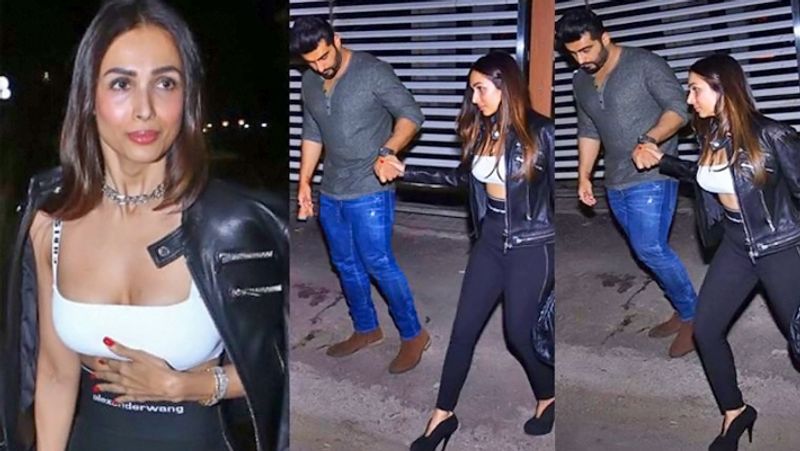 बता दें कि मलाइका ने करन जौहर के चैट शो 'कॉफी विद करन' पर इस बात को कबूल किया था कि वो अर्जुन कपूर को पसंद करती हैं। वहीं सोशल मीडिया पर दोनों एक दूसरे की तारीफ करते भी नजर आते हैं। मलाइका उम्र में अर्जुन कपूर से 12 साल बड़ी हैं। मलाइका जहां 46 साल की हैं वहीं, अर्जुन कपूर अब 35 साल के हुए हैं।