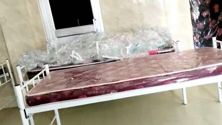Body of suspected COVID-19 victim wrapped in PPE suit kept for two days; hospital authorities face heat -dbr Body of suspected COVID-19 victim wrapped in PPE suit kept for two days; hospital authorities face heat -dbr
