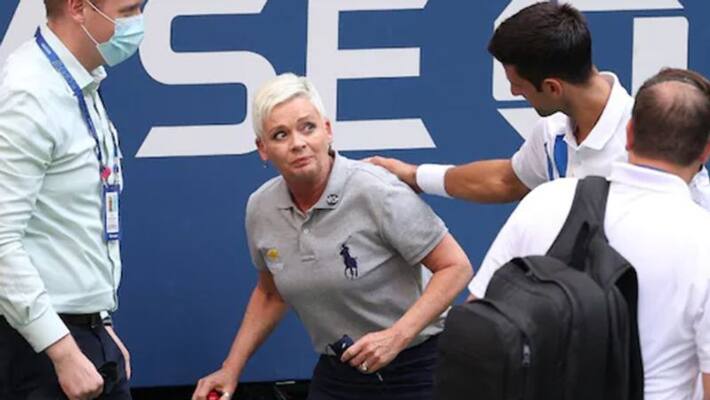 Djokovic disqualified from US Open after shot hits line judge KPP Djokovic disqualified from US Open after shot hits line judge KPP