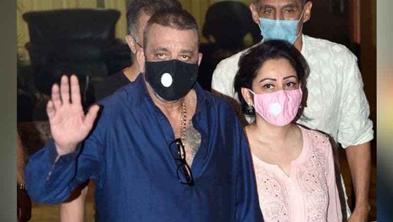 बता दें कि संजय दत्त की आने वाली फिल्मों में शमशेरा, केजीएफ चैप्टर 2, पृथ्वीराज, भुज : द प्राइड ऑफ इंडिया और टोरबाज शामिल हैं। इनमें से कुछ फिल्में पूरी हो चुकी हैं, जबकि कुछ में थोड़ा बहुत काम बाकी है।