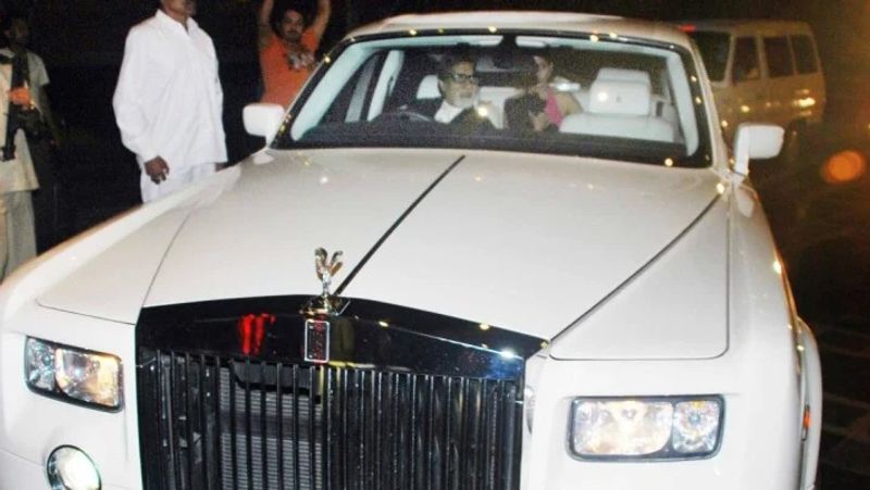 bollywood Actor Amitabh Bachchan going to sell his luxurious car Porsche Cayenne BRd