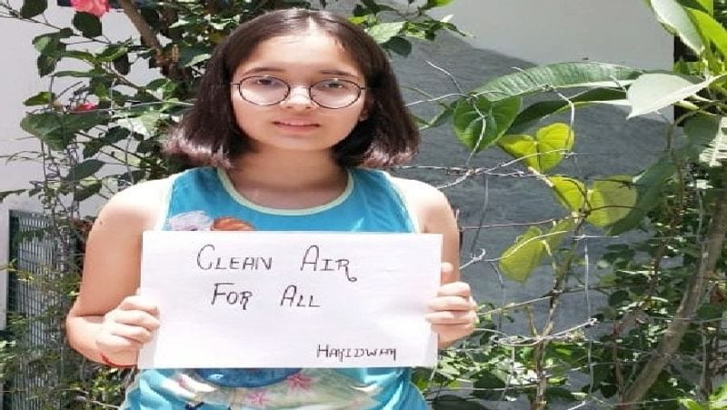 संयुक्त राष्ट्र में भी शिकायत दर्ज करा चुकी हैं रिद्धिमा
बता दें कि हरिद्वार की युवा जलवायु एक्टिविस्ट रिद्धिमा ग्रेटा थनबर्ग के साथ उन 16 बच्चों में शामिल रही हैं जिन्होंने जलवायु परिवर्तन पर सरकारी कार्रवाई की कमी के खिलाफ संयुक्त राष्ट्र के क्लाइमेट एक्शन समिट में शिकायत दर्ज कराई थी।